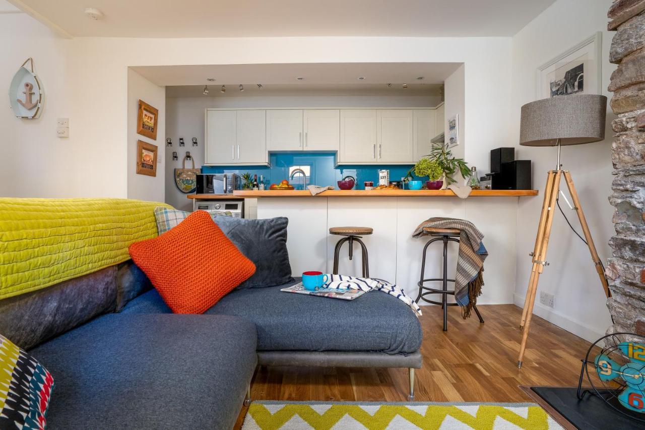 The End House - Cosy And Central ダートマス エクステリア 写真