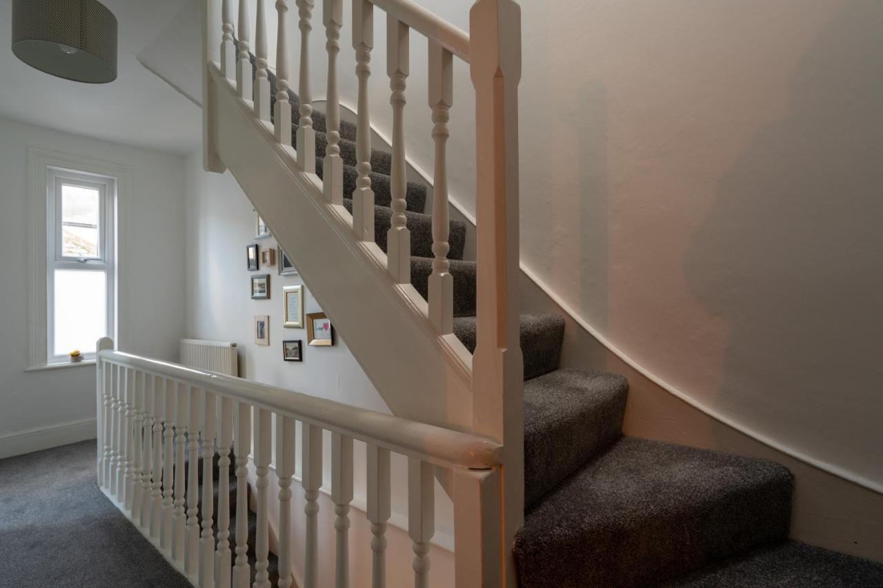 The End House - Cosy And Central ダートマス エクステリア 写真